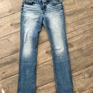BKE Women's Straight Leg Jeans in Light Blue Fade